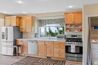 1342 E Northridge Dr N, Bountiful, UT 84010 - Photo 25