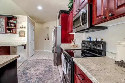 244 E Range Rd, Saratoga Springs, UT 84045 - Photo 19