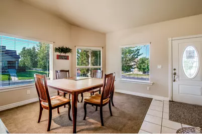 244 E Range Rd, Saratoga Springs, UT 84045 - Photo 5