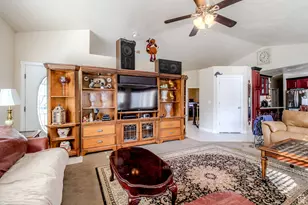 244 E Range Rd, Saratoga Springs, UT 84045 - Photo 11