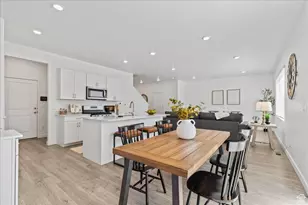 1133 E Commodore Ln, Saratoga Springs, UT 84045 - Photo 7