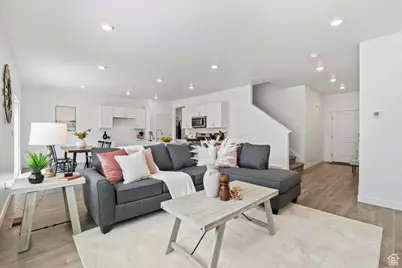 1133 E Commodore Ln, Saratoga Springs, UT 84045 - Photo 1