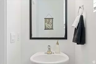 1133 E Commodore Ln, Saratoga Springs, UT 84045 - Photo 13