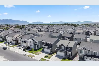 1133 E Commodore Ln, Saratoga Springs, UT 84045 - Photo 35