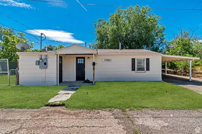 160 E 230 N, Tooele, UT 84074 - Photo 21