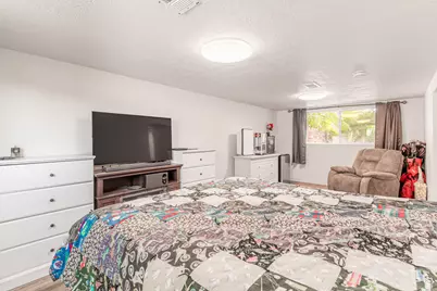 2571 W 5725 S, Roy, UT 84067 - Photo 13