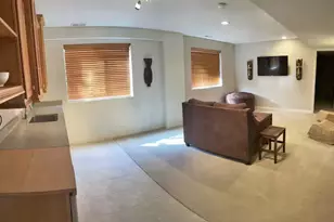 2009 E Sweetbriar Ln, Sandy, UT 84092 - Photo 29