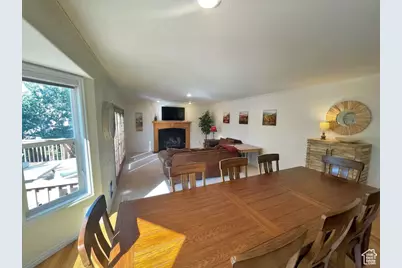 2009 E Sweetbriar Ln, Sandy, UT 84092 - Photo 25