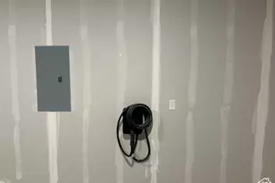 551 E 900 N, Ogden, UT 84404 - Photo 17