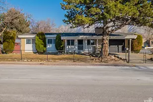 10499 S Carnation Dr, Sandy, UT 84094 - Photo 21