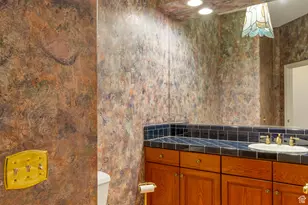 1681 E Lakeview Way, Ogden, UT 84403 - Photo 17