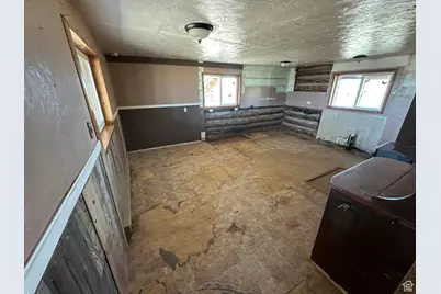 75 N Meadow Ln, La Sal, UT 84530 - Photo 11