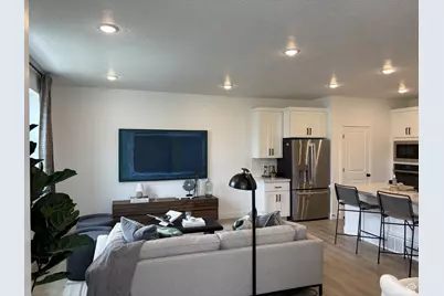 21 S Lunar Way #376, Mapleton, UT 84664 - Photo 3