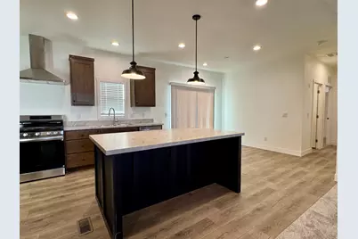 34 S 900 W, Hinckley, UT 84635 - Photo 3