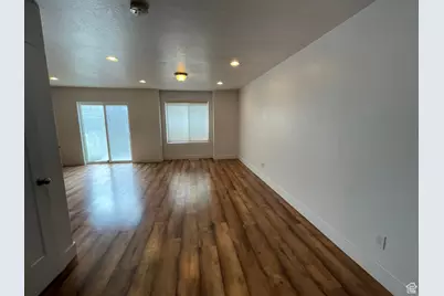 5058 S Moray Ct, Holladay, UT 84117 - Photo 9