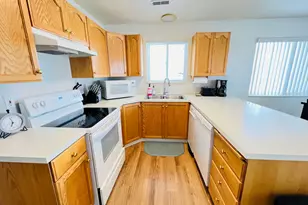 902 N Newburg, Garden City, UT 84028 - Photo 13