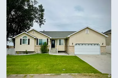799 E Main St, Grantsville, UT 84029 - Photo 1