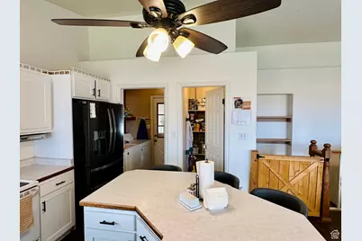 799 E Main St, Grantsville, UT 84029 - Photo 15