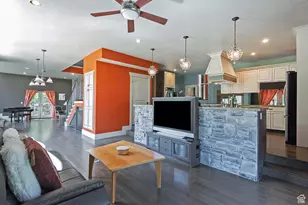 4436 E Kenbridge Ct, Salt Lake City, UT 84108 - Photo 11