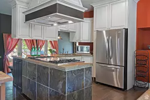 4436 E Kenbridge Ct, Salt Lake City, UT 84108 - Photo 13