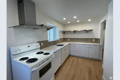 311 E 3360 S, Salt Lake City, UT 84115 - Photo 7