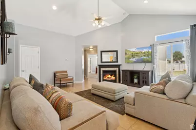 2136 W 2200 S, Syracuse, UT 84075 - Photo 9