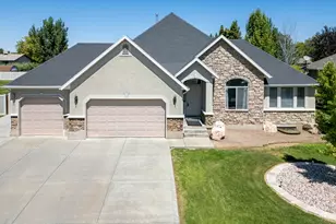 2136 W 2200 S, Syracuse, UT 84075 - Photo 1