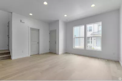 1826 N 3560 W, Lehi, UT 84043 - Photo 3