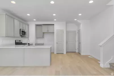 1826 N 3560 W, Lehi, UT 84043 - Photo 5