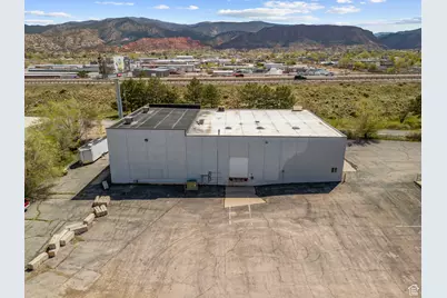 1342 W Industrial Rd, Cedar City, UT 84721 - Photo 3
