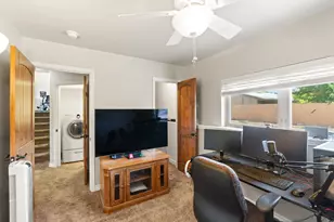 820 Locust Ln, Moab, UT 84532 - Photo 25