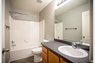 251 E Sunshine Dr, Saratoga Springs, UT 84045 - Photo 25