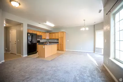 251 E Sunshine Dr, Saratoga Springs, UT 84045 - Photo 5