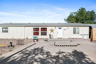 1040 W Center St, Hinckley, UT 84635 - Photo 33