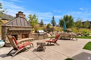 5652 E Porcupine Rdg Dr, Eden, UT 84310 - Photo 19