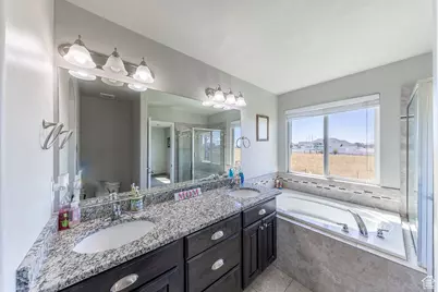 2495 N 2850 W, Plain City, UT 84404 - Photo 15