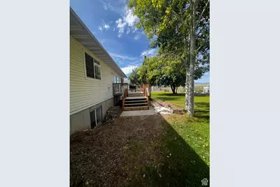 7485 N 2400 W, Amalga, UT 84335 - Photo 25
