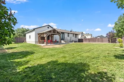 149 E Pioneer Ave, Sandy, UT 84070 - Photo 35