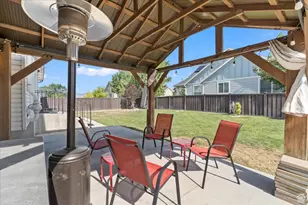 149 E Pioneer Ave, Sandy, UT 84070 - Photo 33