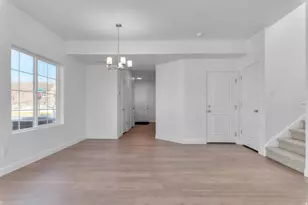 997 N Amberly Dr, North Salt Lake, UT 84054 - Photo 11