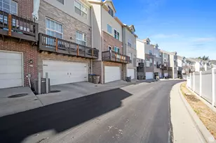 957 E Senior Band Rd, Draper, UT 84020 - Photo 25