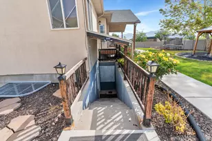 5217 W Autumn Creek Dr S, Riverton, UT 84096 - Photo 43