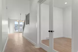 8687 S Rock Lk Ct, West Jordan, UT 84081 - Photo 5