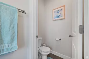 142 W Parkside Loop, Elk Ridge, UT 84651 - Photo 17