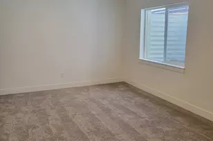 151 E 730 N, Tooele, UT 84074 - Photo 27