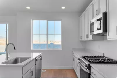 6764 W Broadstem Way, Herriman, UT 84096 - Photo 11