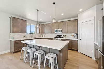 2044 S 4300 W, Taylor, UT 84401 - Photo 13