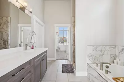 2044 S 4300 W, Taylor, UT 84401 - Photo 25