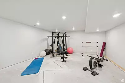 2044 S 4300 W, Taylor, UT 84401 - Photo 41