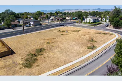 1891 W Jordan Canal Rd, Taylorsville, UT 84129 - Photo 5